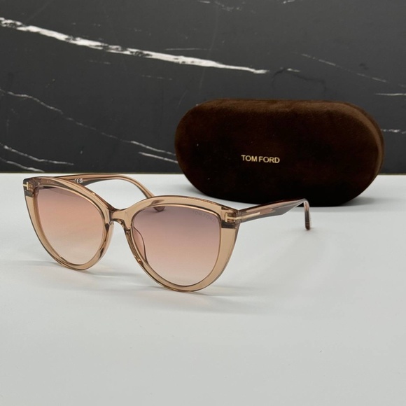 NEW TOM FORD TF915 45G WOMEN SUNGLASSES TOM FORD ISABELLE-02 FT0915/S - Picture 1 of 8